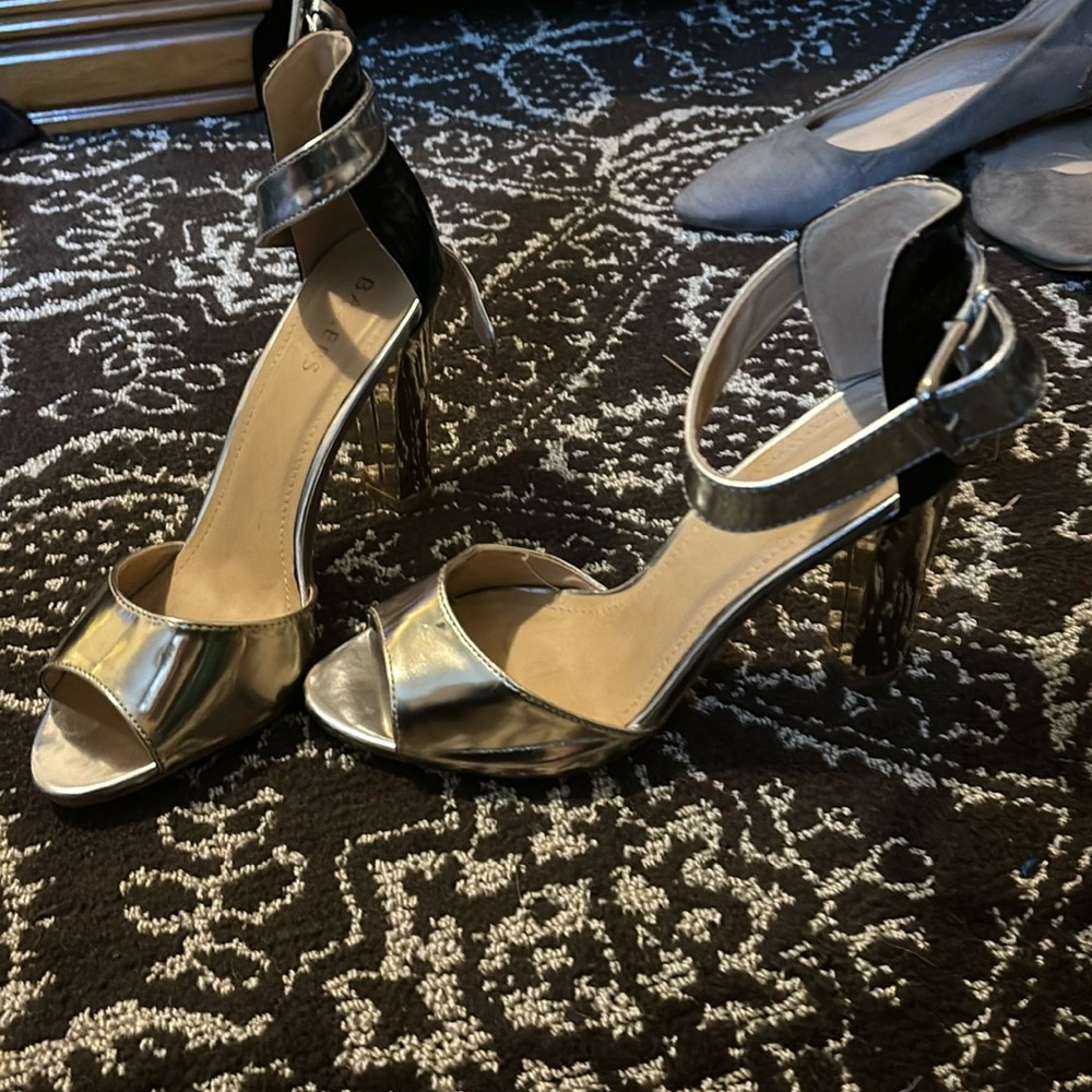 Worn once Bakers sky high platform sandals 4.5” heel, impeccable condition sz 39